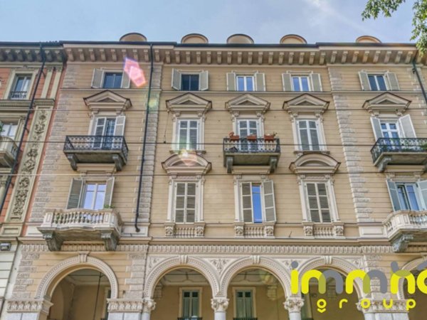 appartamento in vendita a Torino in zona Crocetta