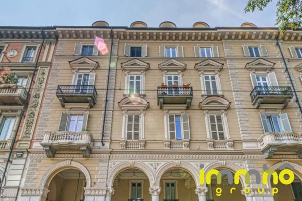 appartamento in vendita a Torino in zona Crocetta