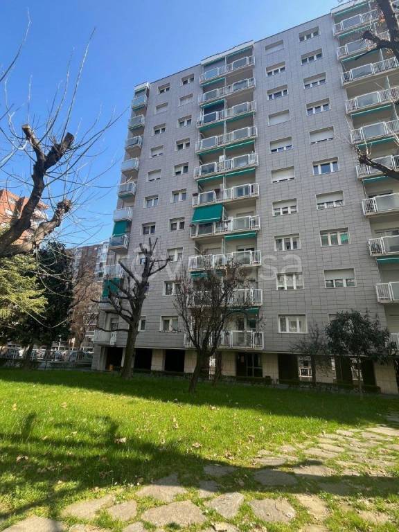 appartamento in vendita a Torino in zona Santa Rita