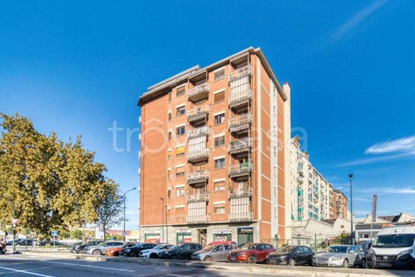 appartamento in vendita a Torino in zona Borgata Vittoria