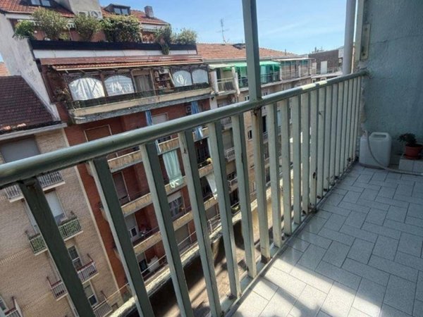 appartamento in vendita a Torino in zona Santa Rita