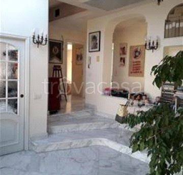 appartamento in vendita a Torino in zona Crocetta