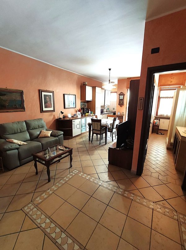 appartamento in vendita a Torino in zona Pozzo Strada