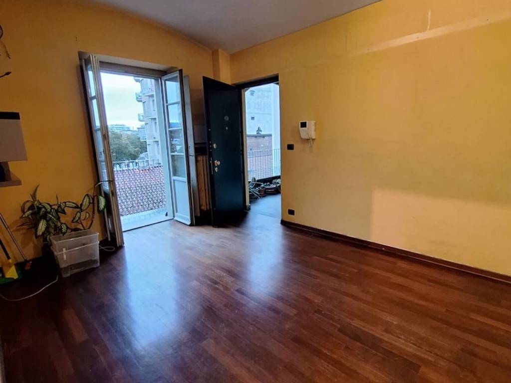 appartamento in vendita a Torino in zona Cenisia