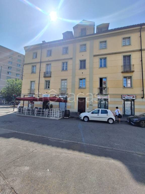 appartamento in vendita a Torino in zona Cenisia