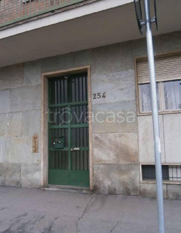appartamento in vendita a Torino in zona Rebaudengo