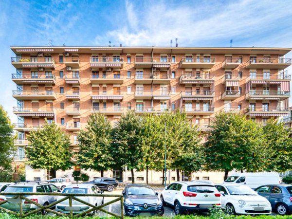appartamento in vendita a Torino in zona Lucento