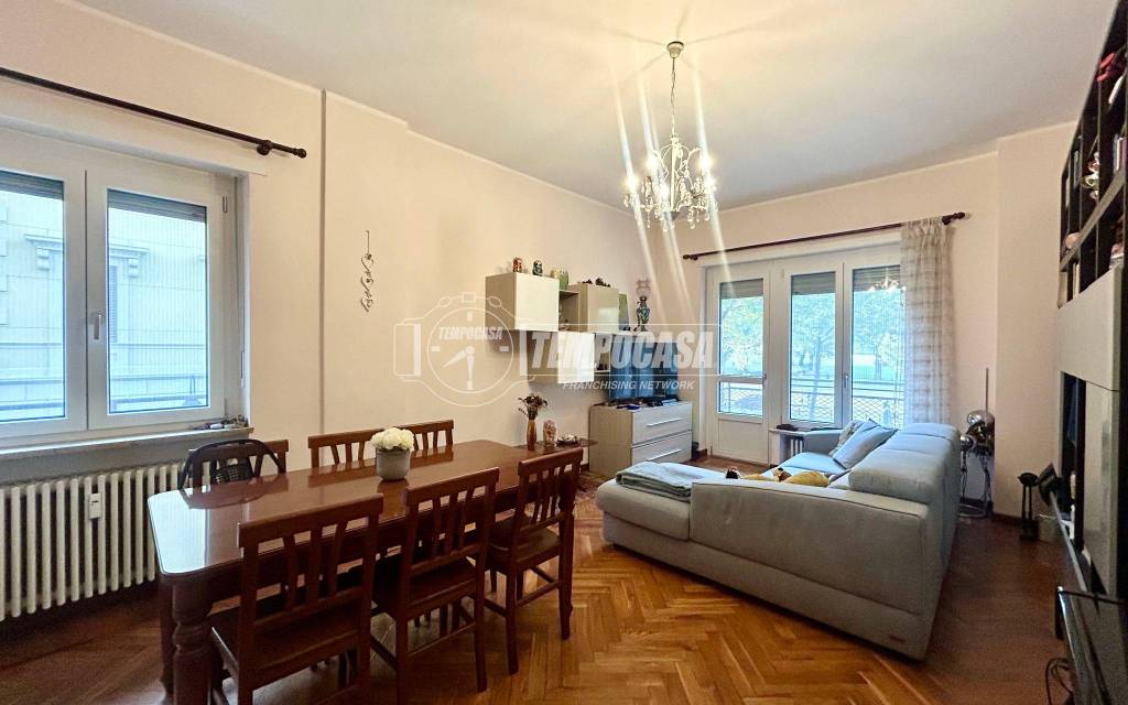 appartamento in vendita a Torino in zona Crocetta