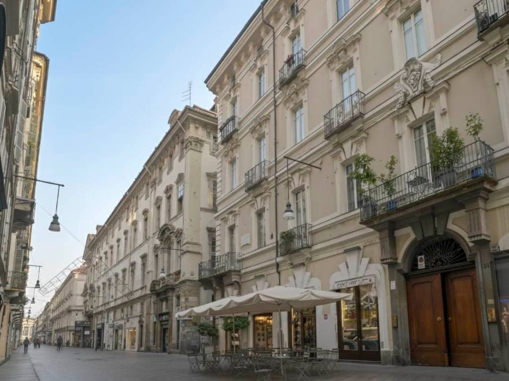 negozio in vendita a Torino in zona Centro Storico