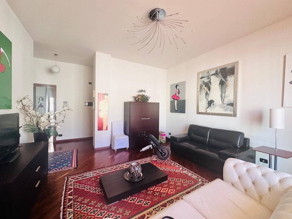 appartamento in vendita a Torino in zona San Salvario