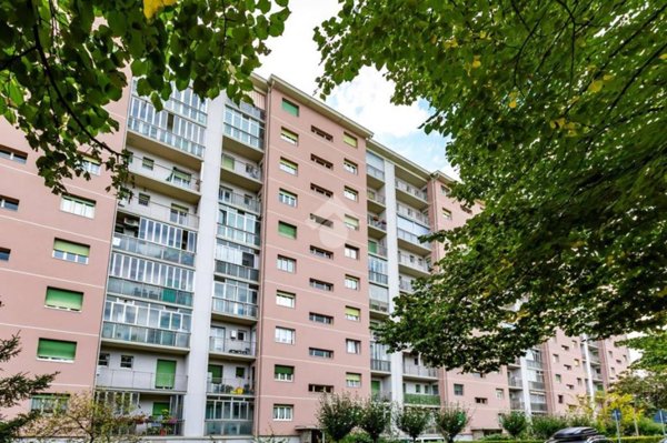 appartamento in vendita a Torino in zona Mirafiori Sud