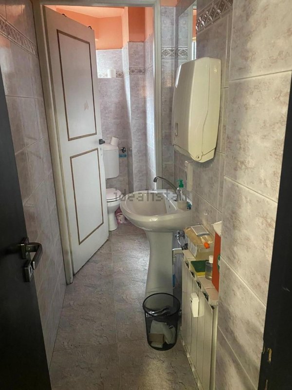 locale di sgombero in vendita a Torino in zona Borgo San Paolo