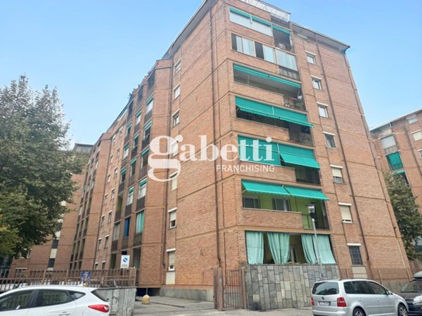 appartamento in vendita a Torino in zona Santa Rita