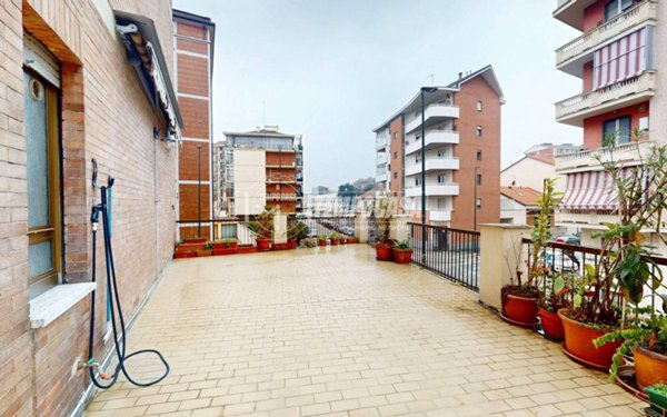 appartamento in vendita a Torino in zona Barca
