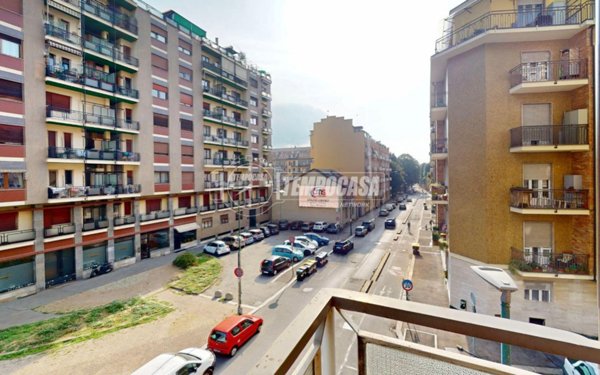 appartamento in vendita a Torino in zona Santa Rita