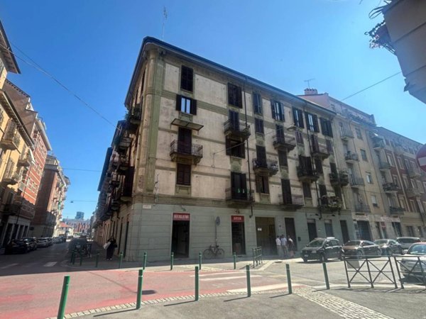 appartamento in vendita a Torino in zona Borgata Vittoria