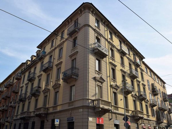 appartamento in vendita a Torino in zona San Salvario