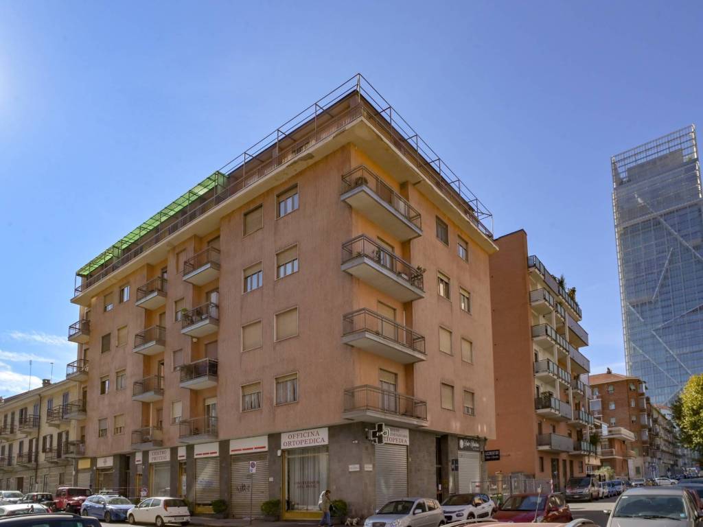 appartamento in vendita a Torino in zona Millefonti