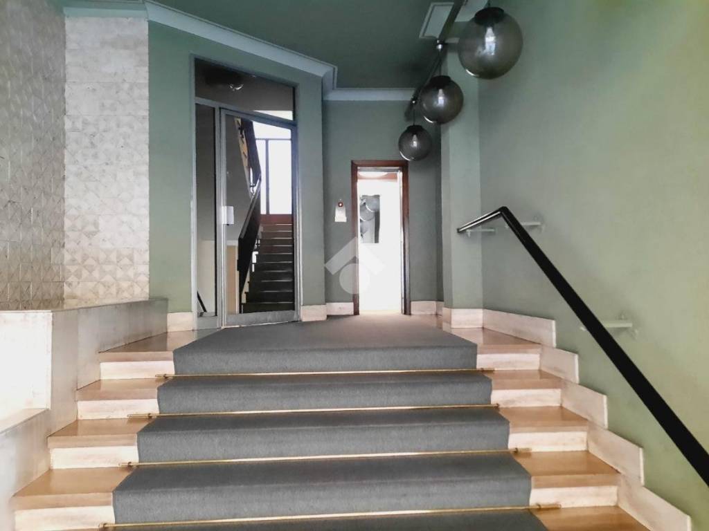 appartamento in vendita a Torino in zona Lingotto