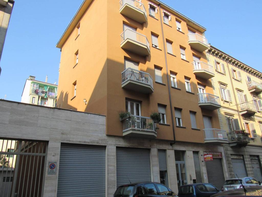 appartamento in vendita a Torino in zona Cenisia