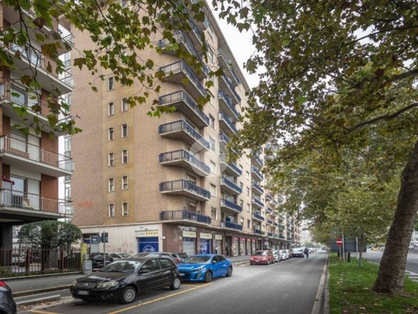 appartamento in vendita a Torino in zona Borgata Vittoria