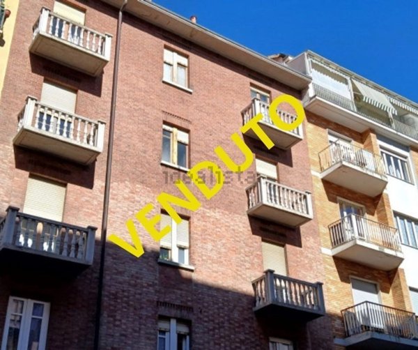 appartamento in vendita a Torino in zona Parella