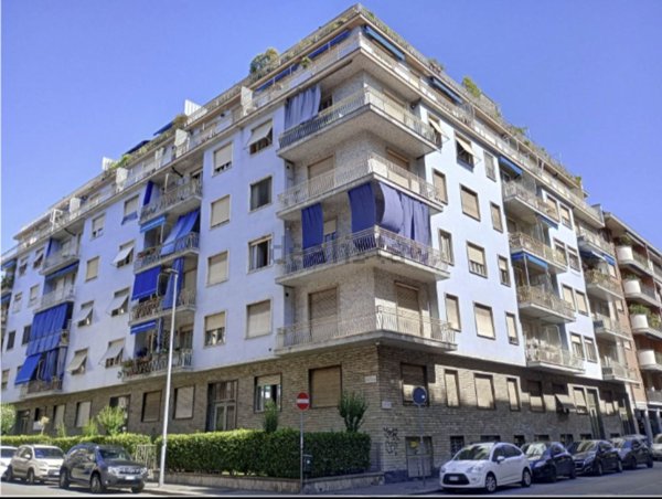 appartamento in vendita a Torino in zona San Salvario