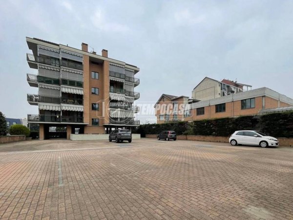 appartamento in vendita a Torino in zona Borgata Vittoria