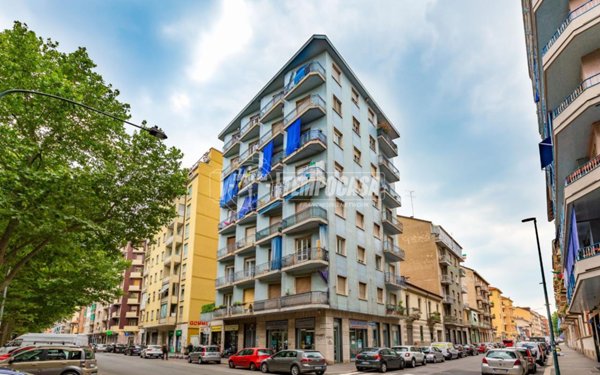 appartamento in vendita a Torino in zona Parella