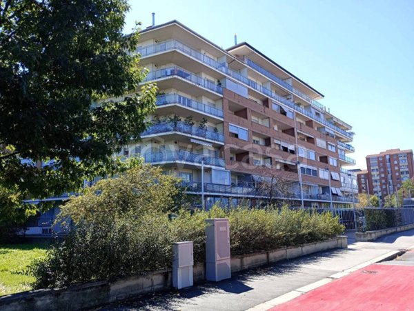 appartamento in vendita a Torino in zona Lucento