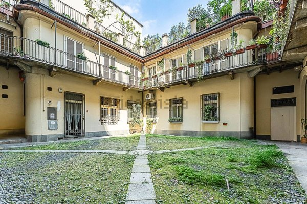appartamento in vendita a Torino in zona San Salvario