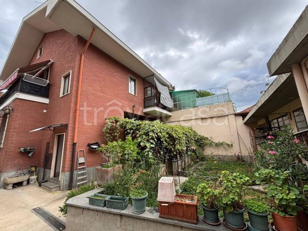 casa indipendente in vendita a Torino in zona Lucento