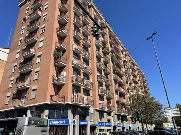 appartamento in vendita a Torino in zona Aurora