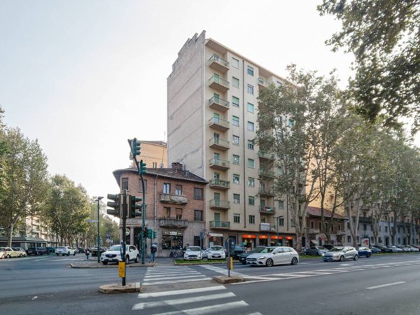 appartamento in vendita a Torino in zona Parella