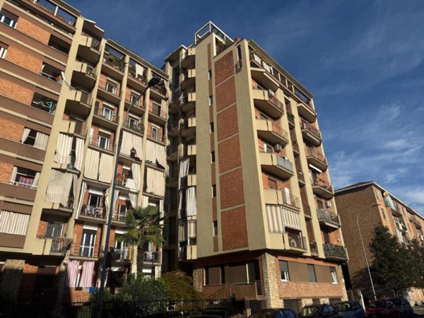 appartamento in vendita a Torino in zona Aurora