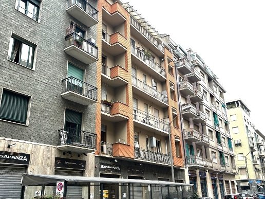 appartamento in vendita a Torino in zona Lingotto