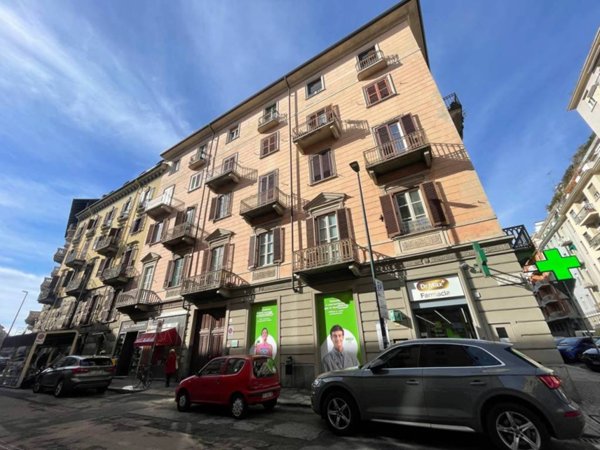 appartamento in vendita a Torino in zona Crocetta
