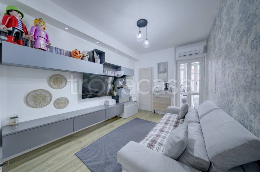 appartamento in vendita a Torino in zona Borgata Vittoria