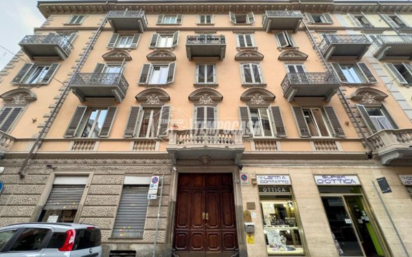 appartamento in vendita a Torino in zona Crocetta