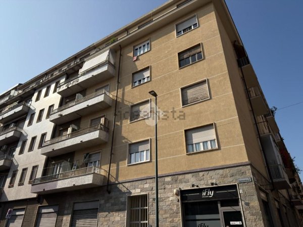 appartamento in vendita a Torino in zona Parella