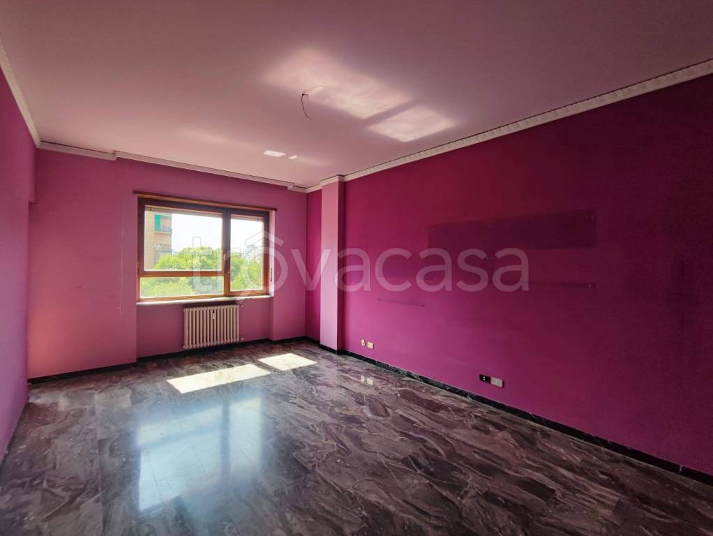 appartamento in vendita a Torino in zona Lingotto