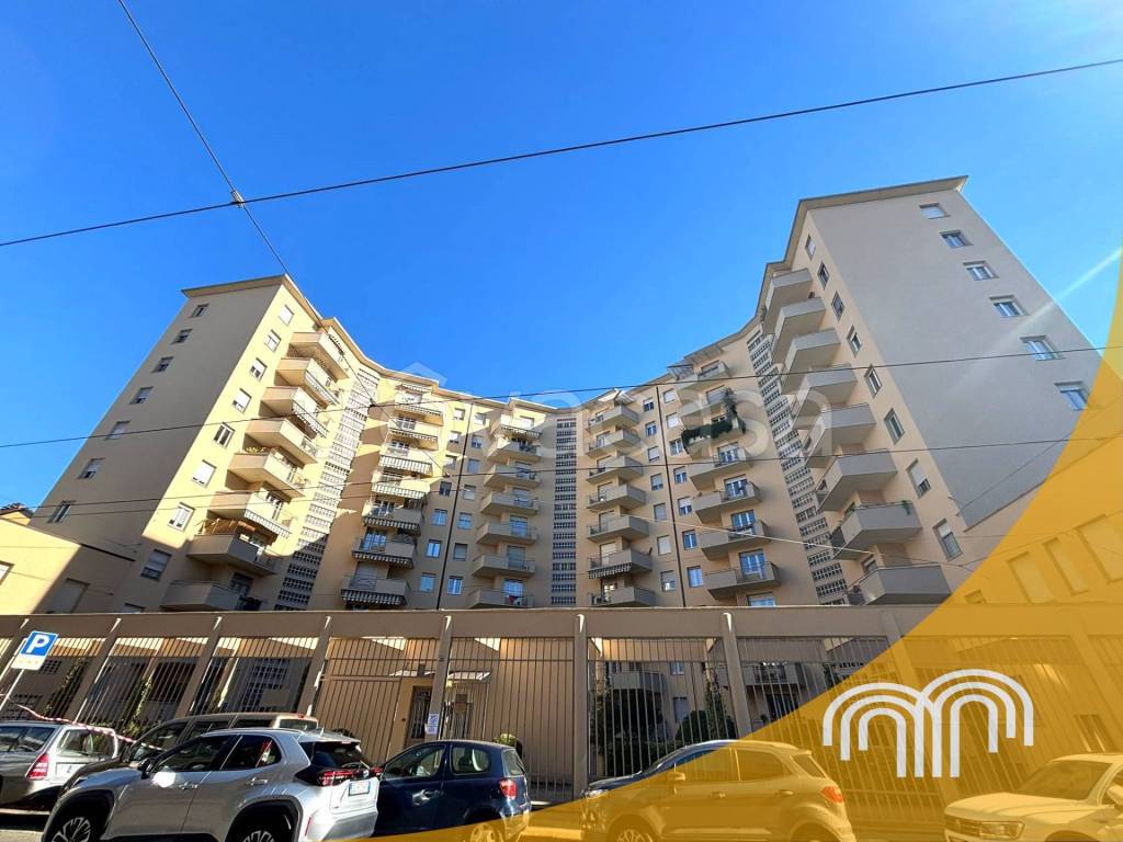 appartamento in vendita a Torino in zona Cenisia