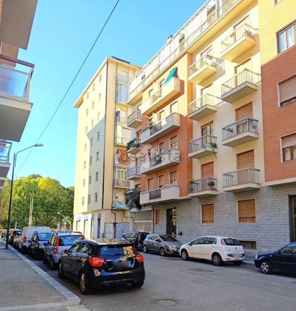 appartamento in vendita a Torino in zona Madonna di Campagna
