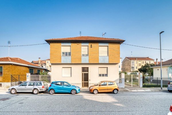 appartamento in vendita a Torino in zona Falchera