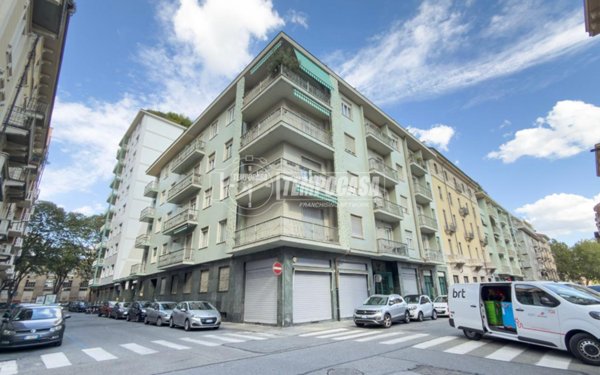 appartamento in vendita a Torino in zona Crocetta