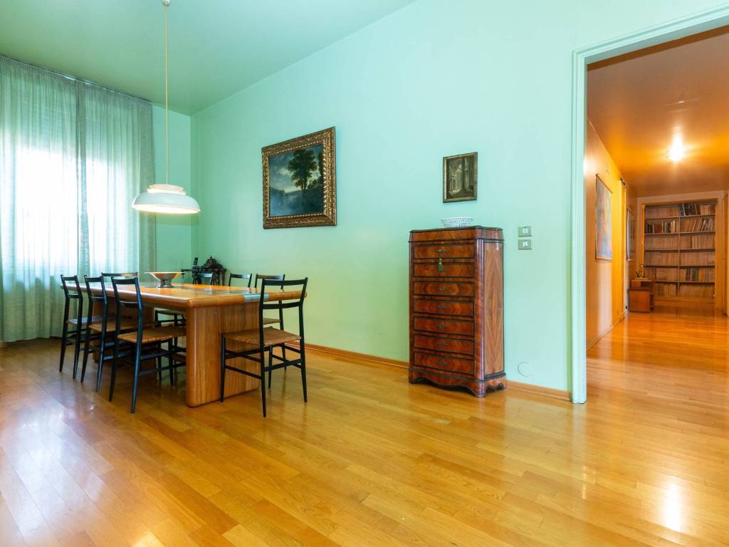 appartamento in vendita a Torino in zona San Salvario