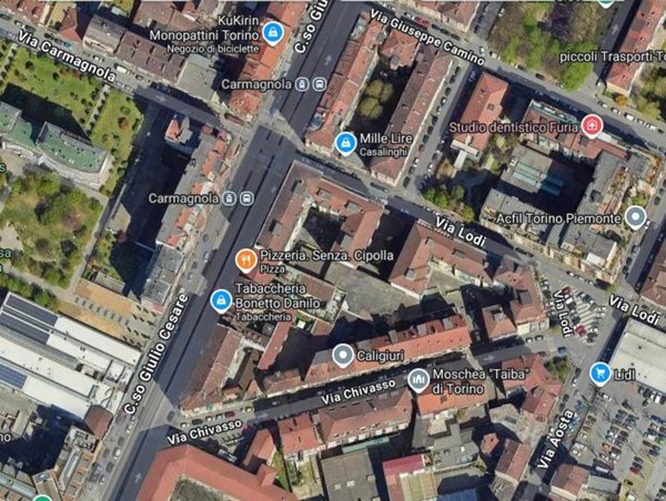 negozio in vendita a Torino in zona Rebaudengo