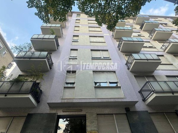 appartamento in vendita a Torino in zona Lingotto