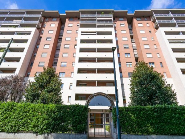 appartamento in vendita a Torino in zona Lingotto