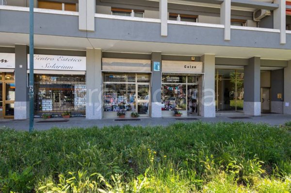 negozio in vendita a Torino in zona Borgo San Paolo